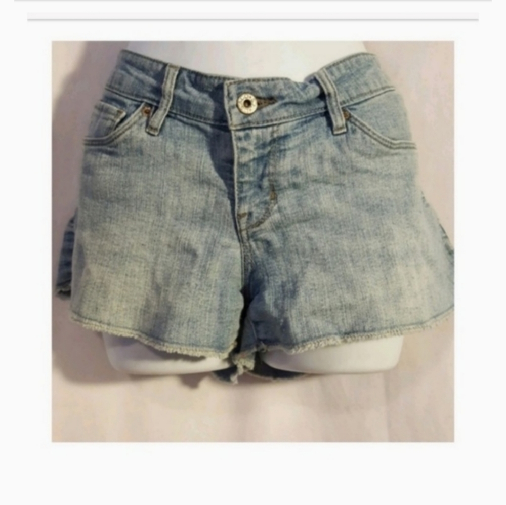 Levis Denim Womens Shorts - Sz 9 Juniors